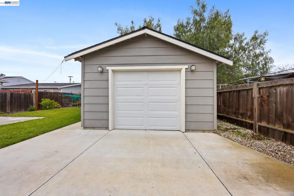 560 M Street Livermore CA 94551