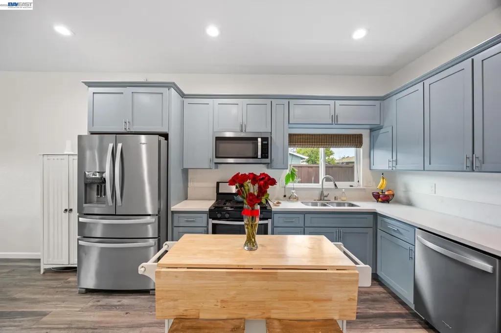 560 M Street Livermore CA 94551