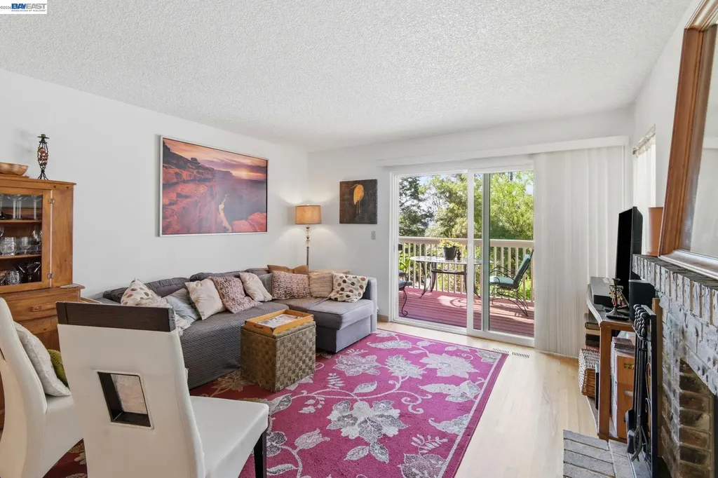 1863 Shirley Drive Benicia CA 94510