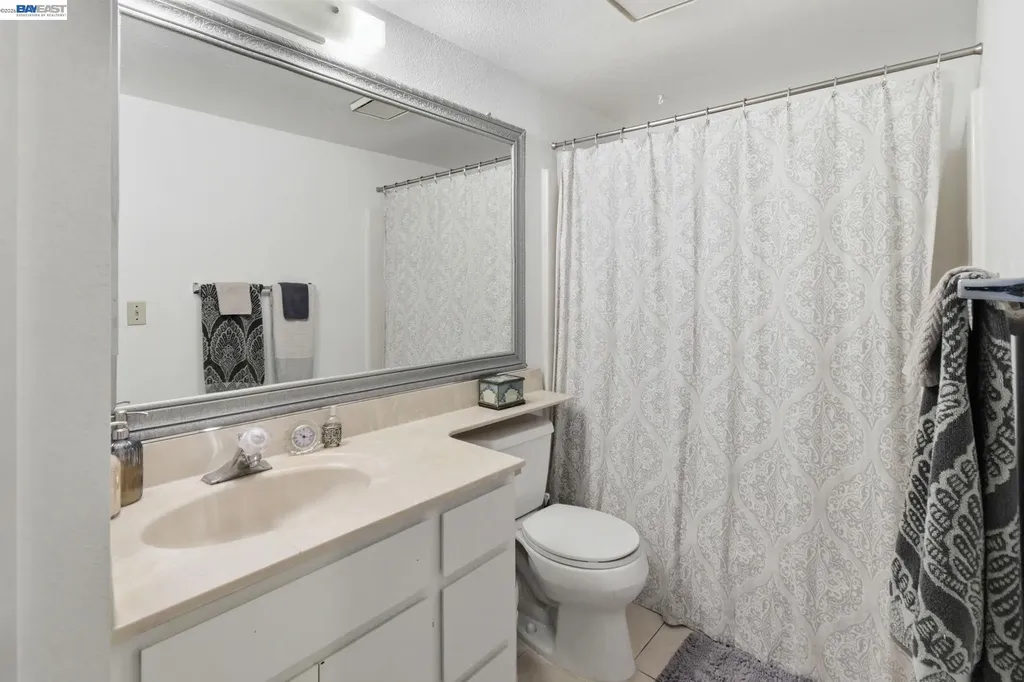 1863 Shirley Drive Benicia CA 94510