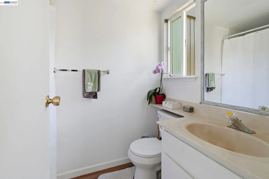 1863 Shirley Drive Benicia CA 94510