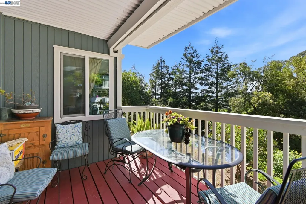 1863 Shirley Drive Benicia CA 94510