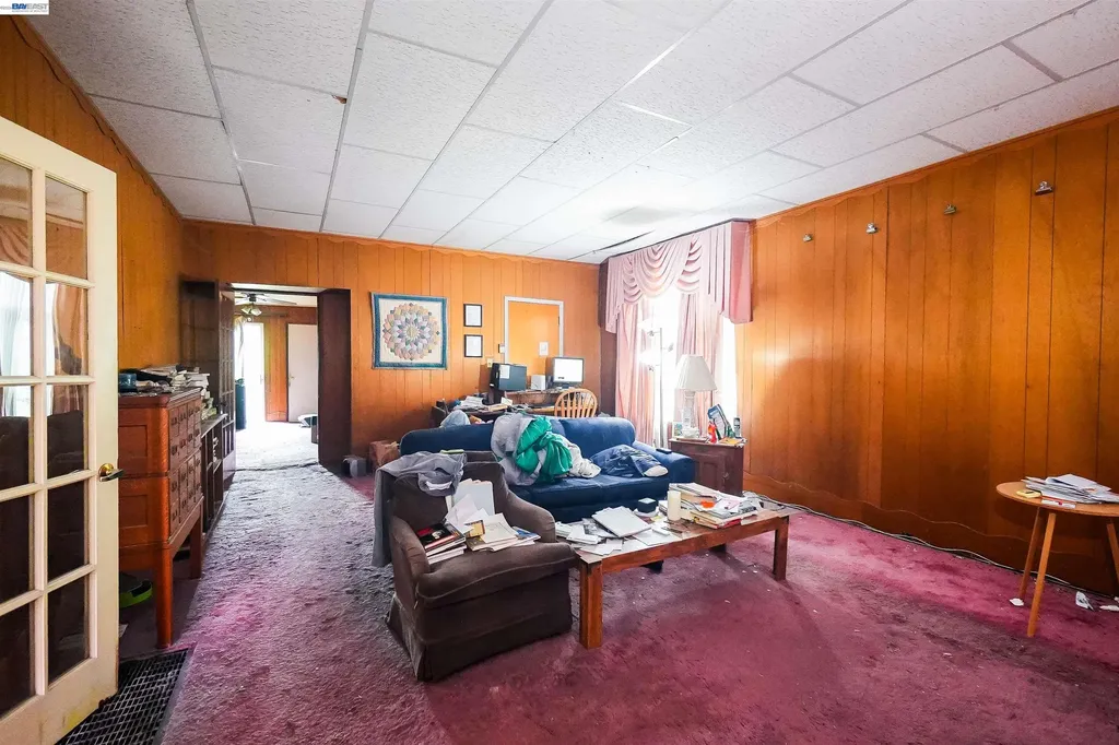 1033 2nd Avenue Crockett CA 94525