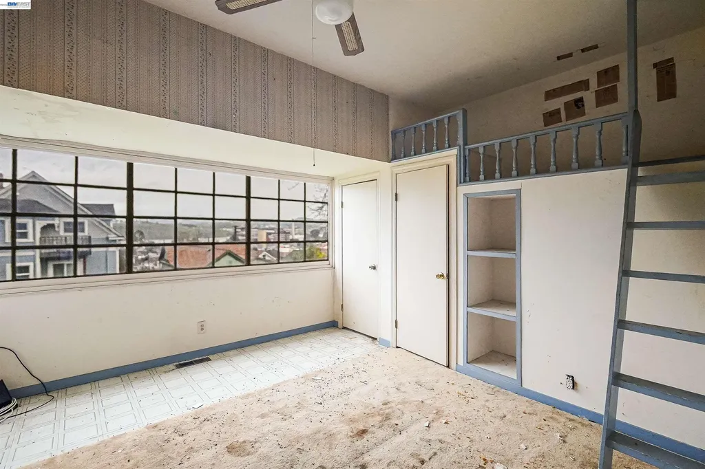 1033 2nd Avenue Crockett CA 94525