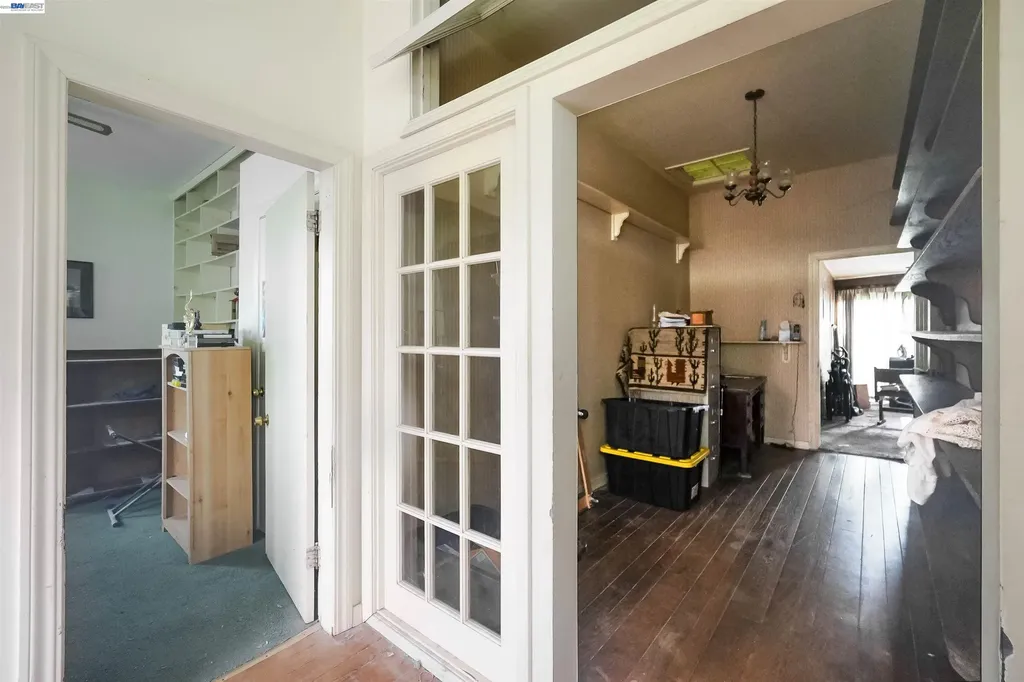 1033 2nd Avenue Crockett CA 94525