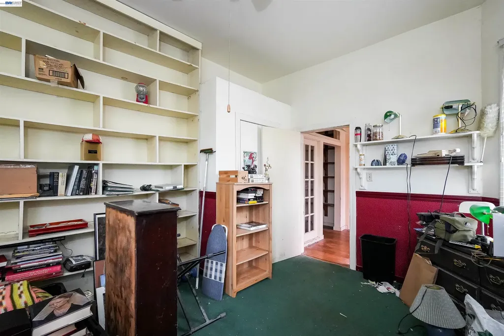 1033 2nd Avenue Crockett CA 94525