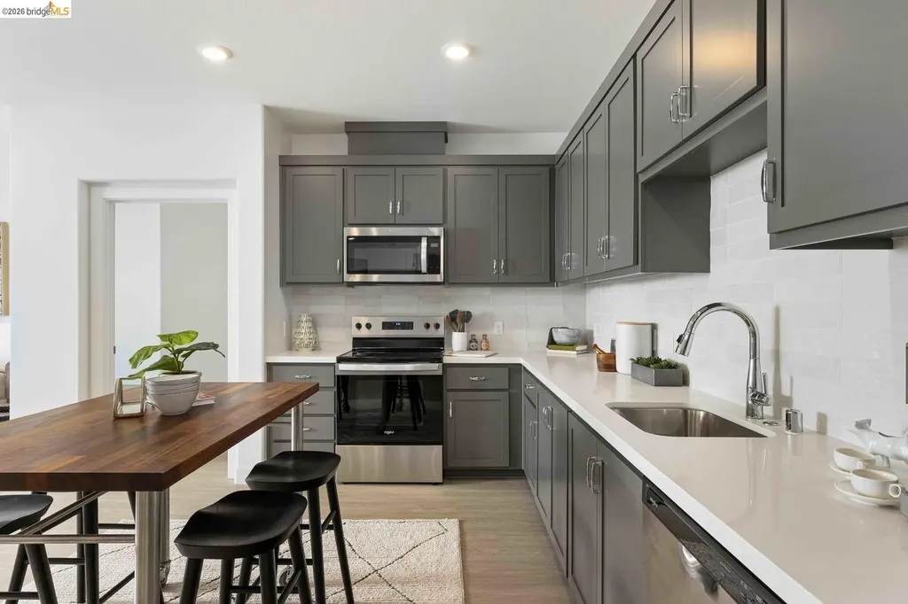500 Somi Court Hayward CA 94544