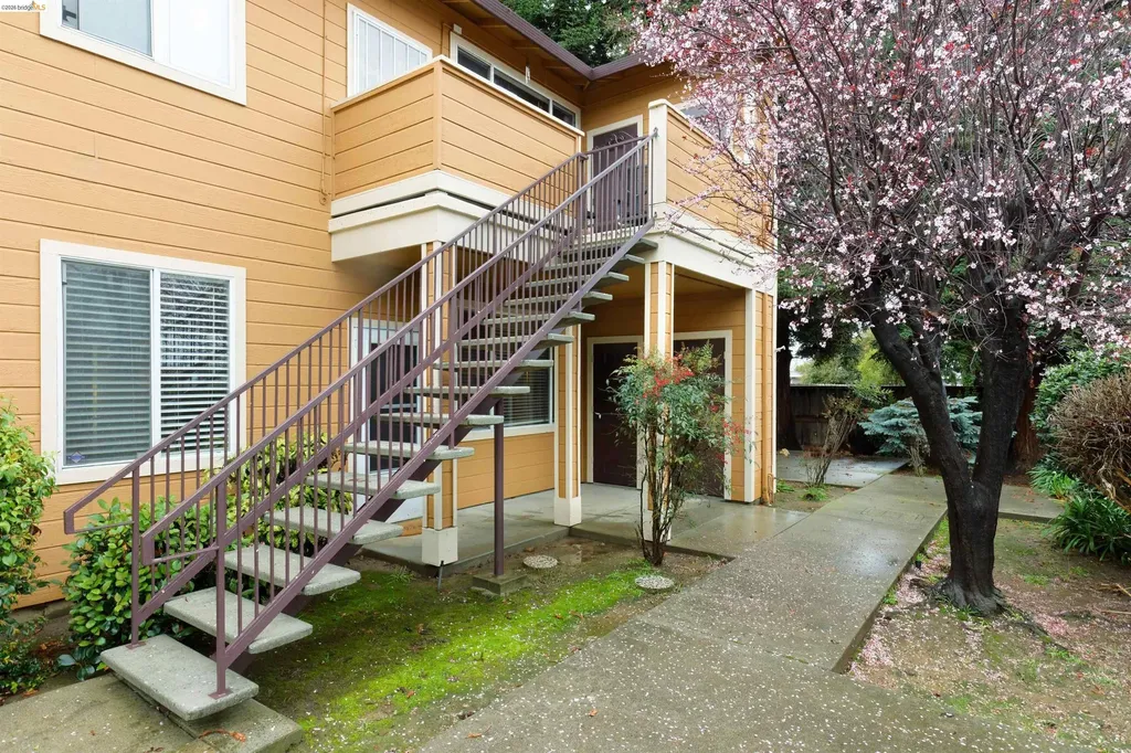 10 Leighty Court Hayward CA 94541