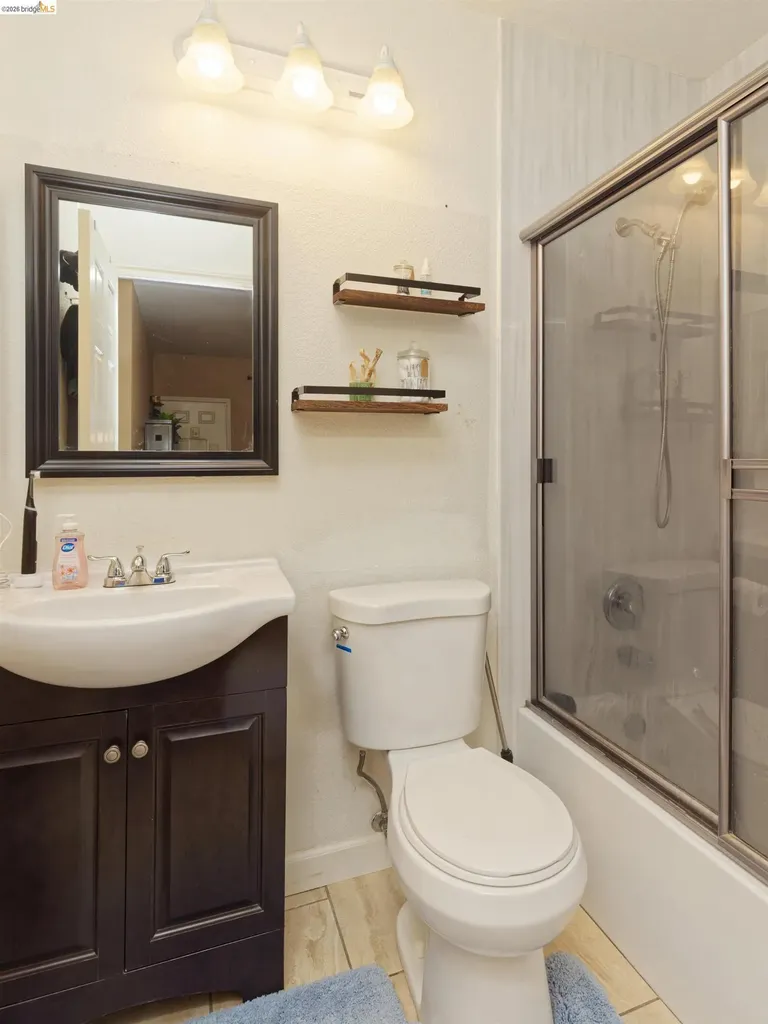 10 Leighty Court Hayward CA 94541