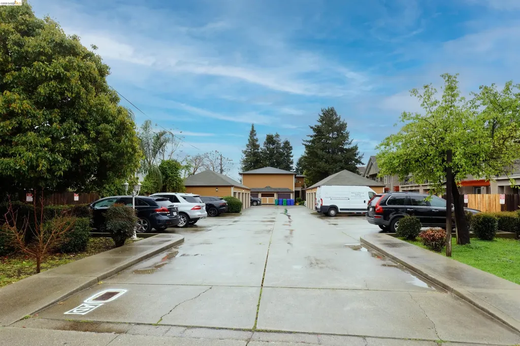 10 Leighty Court Hayward CA 94541