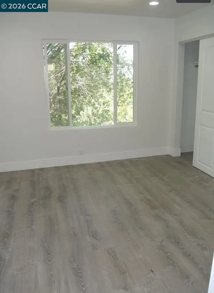 2220 Crest Avenue Martinez CA 94553