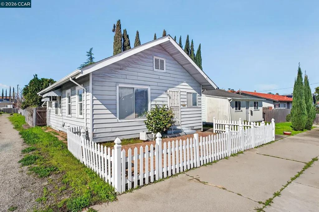 1516 C Street Antioch CA 94509