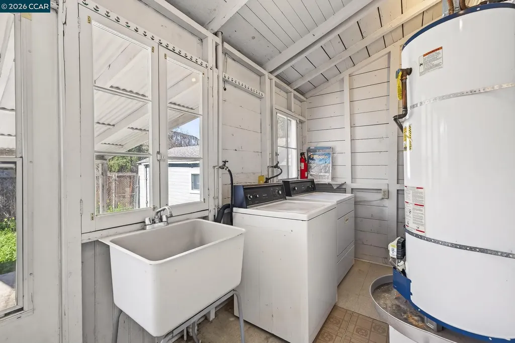 1516 C Street Antioch CA 94509