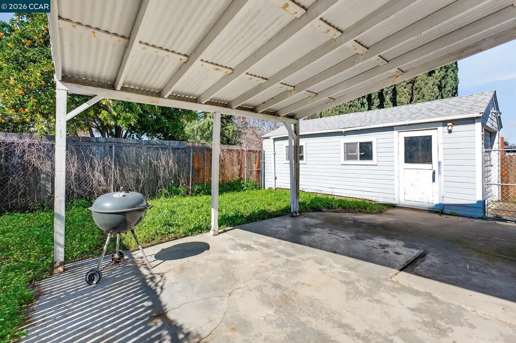 1516 C Street Antioch CA 94509