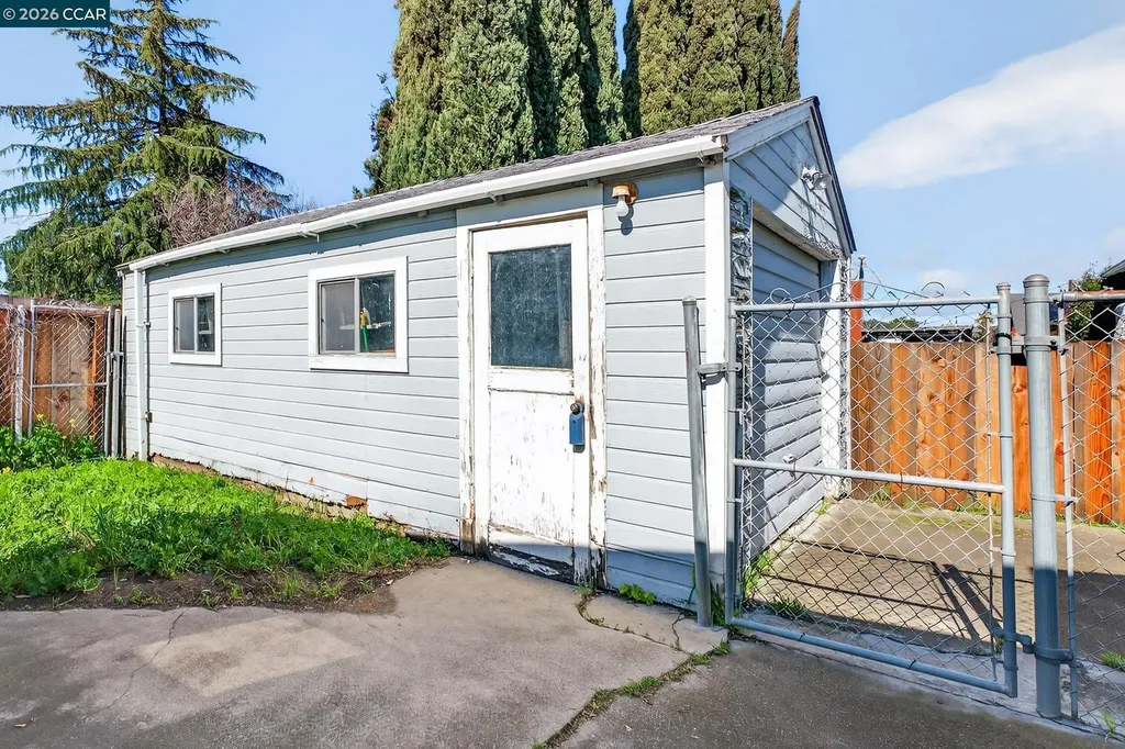 1516 C Street Antioch CA 94509