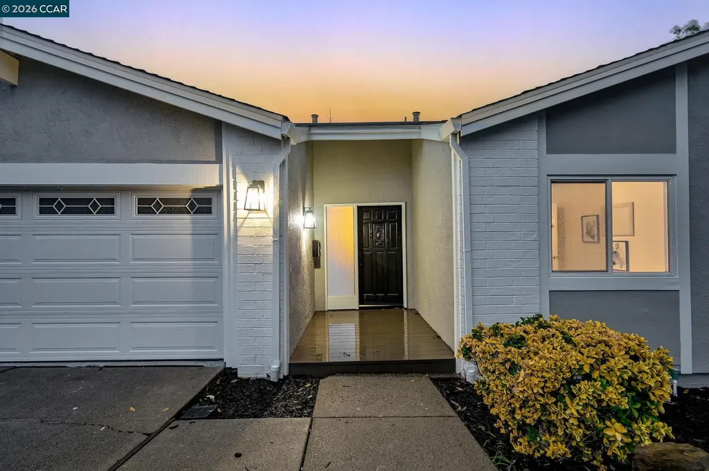 222 Donegal Way Martinez CA 94553