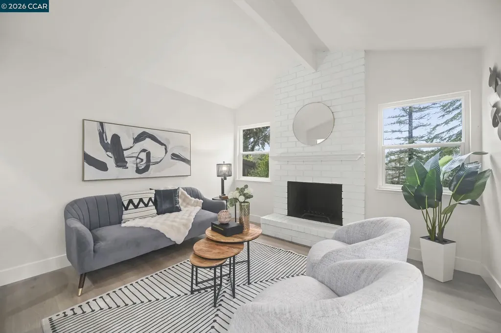 222 Donegal Way Martinez CA 94553