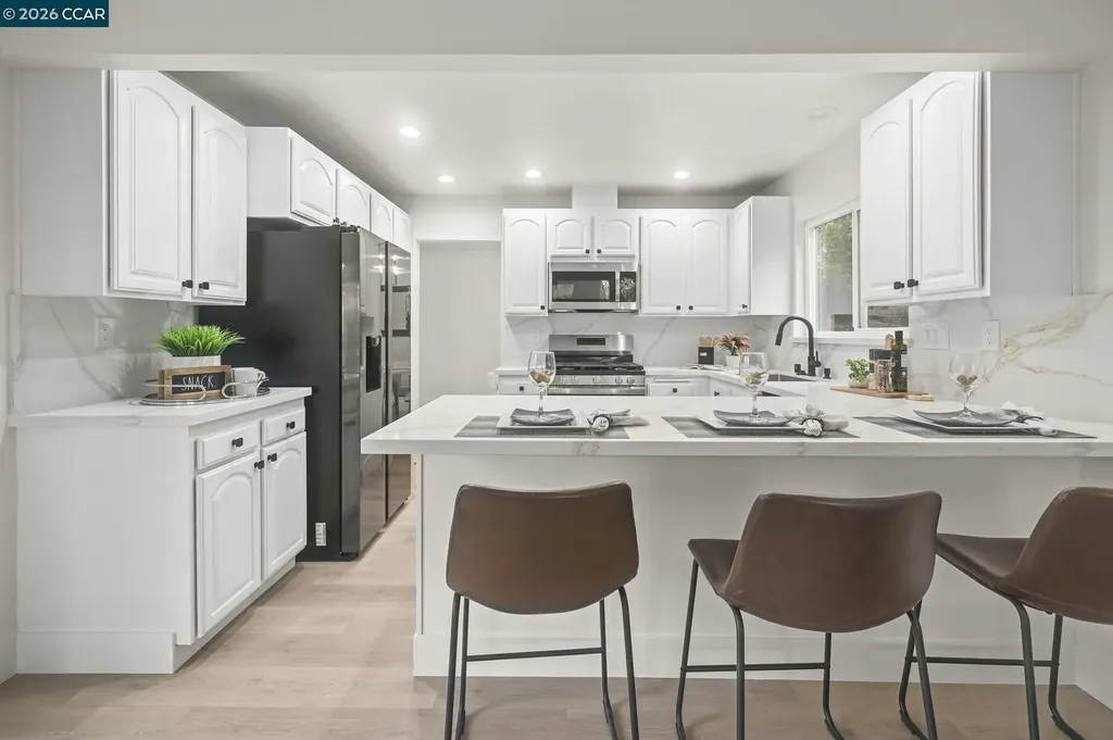 222 Donegal Way Martinez CA 94553