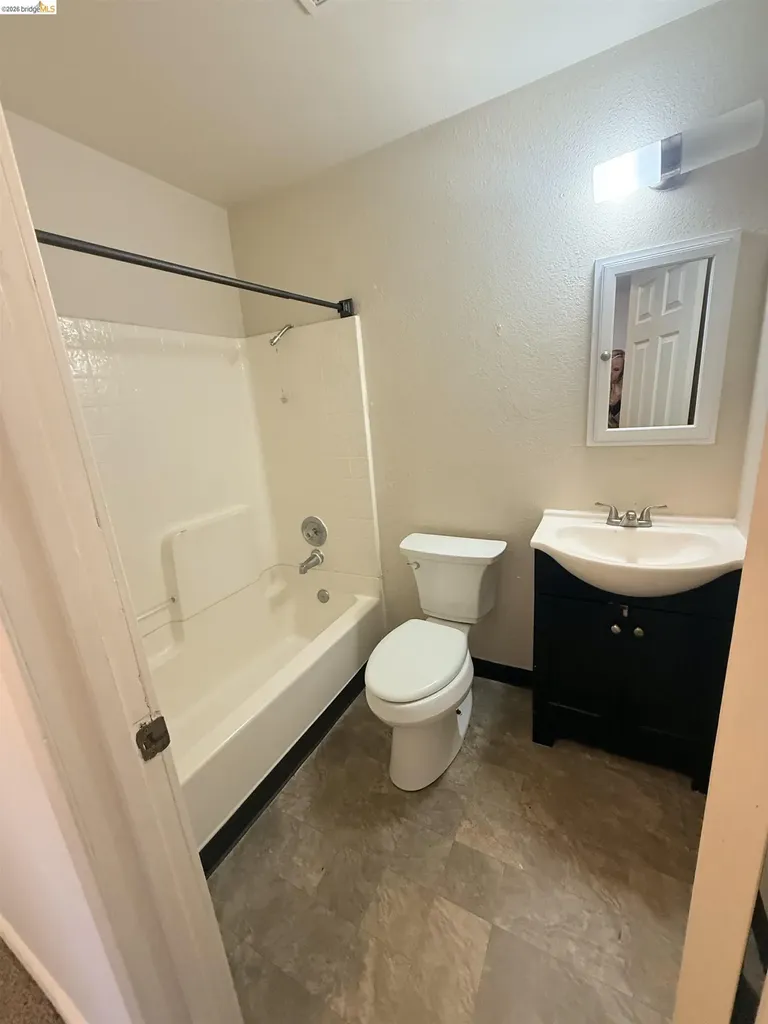2108 Lemontree Way Antioch CA 94509