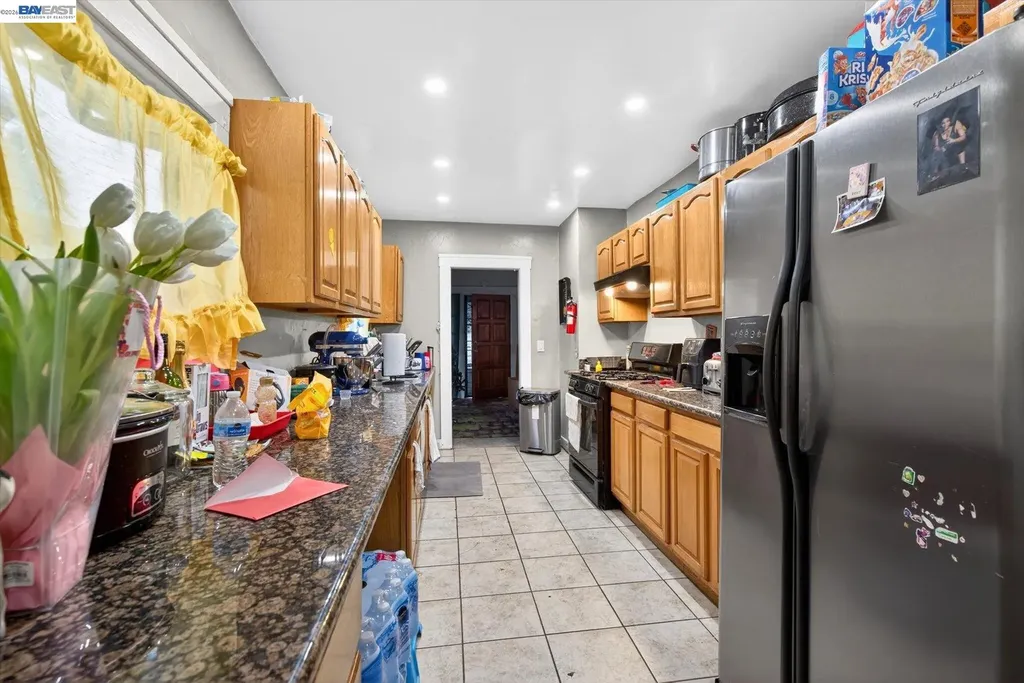 2724 22nd Street Oakland CA 94601