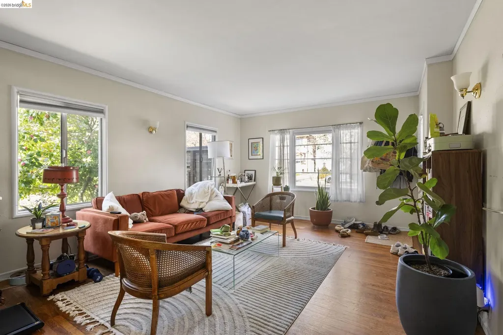 367 41st Street Oakland CA 94609