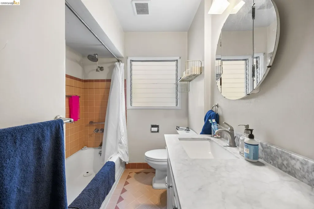 367 41st Street Oakland CA 94609