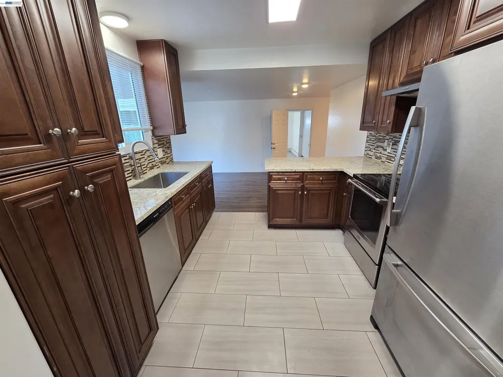 42170 Camino Santa Barbara Fremont CA 94539