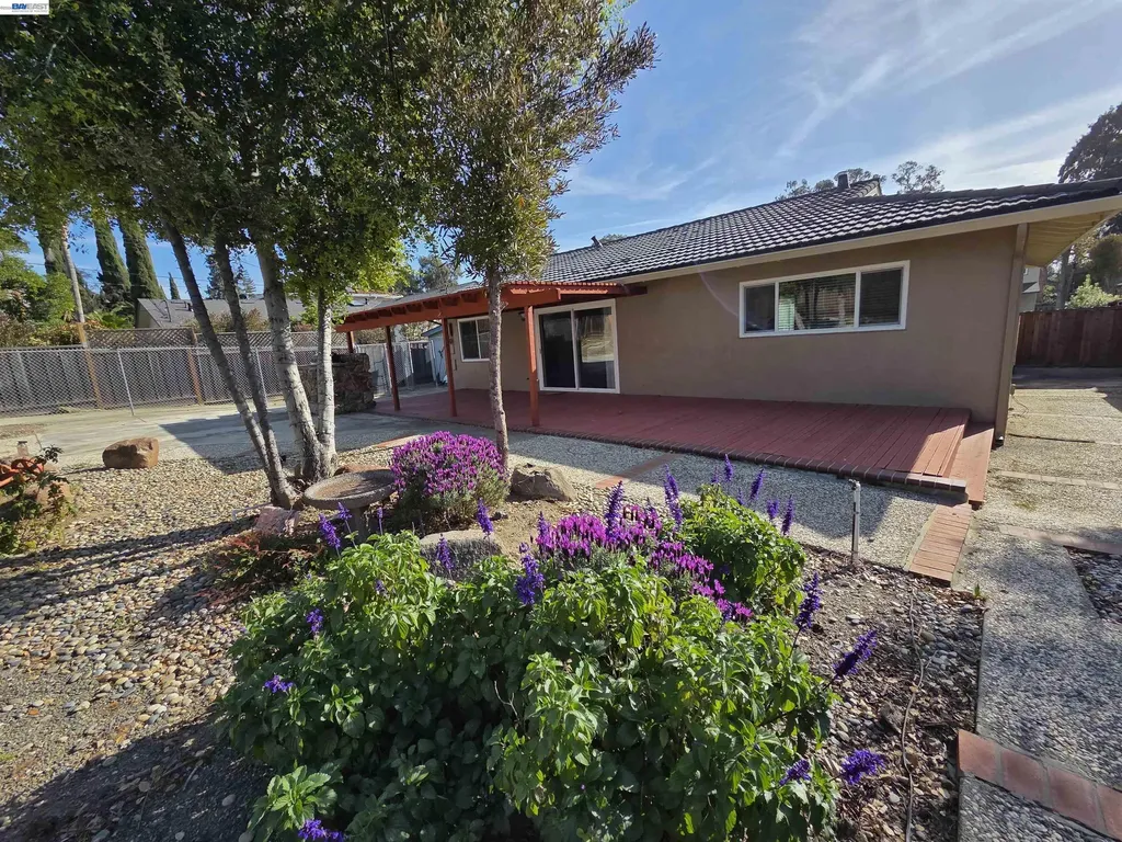 42170 Camino Santa Barbara Fremont CA 94539