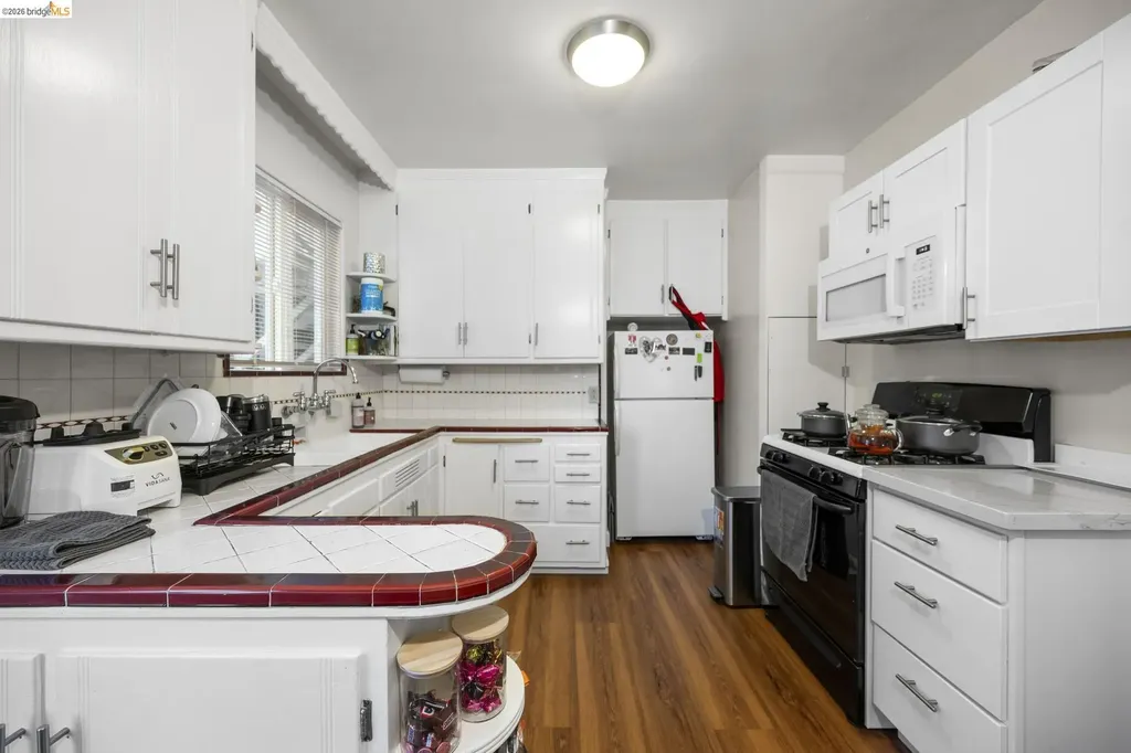 359 41st Street Oakland CA 94609