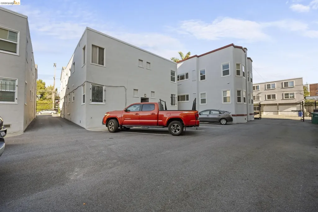 359 41st Street Oakland CA 94609