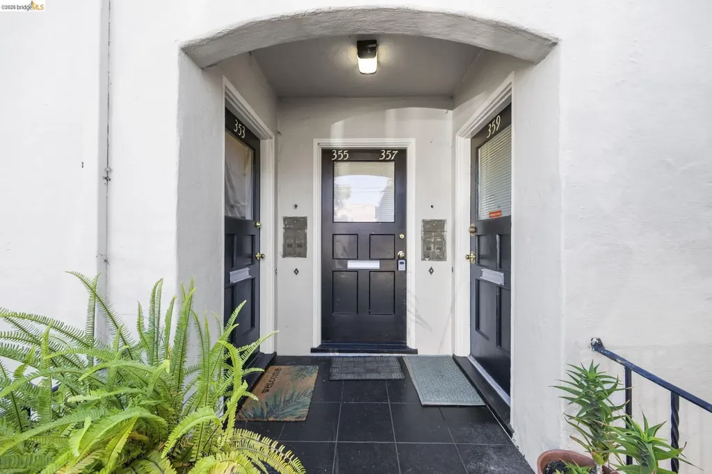 359 41st Street Oakland CA 94609
