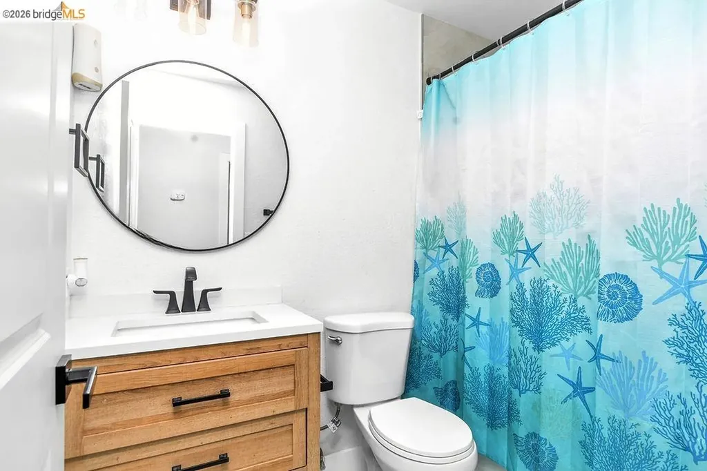 215 Spindrift Oakley CA 94561