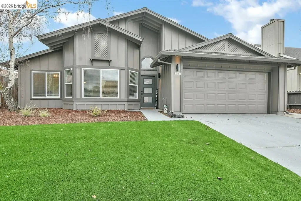 215 Spindrift Oakley CA 94561