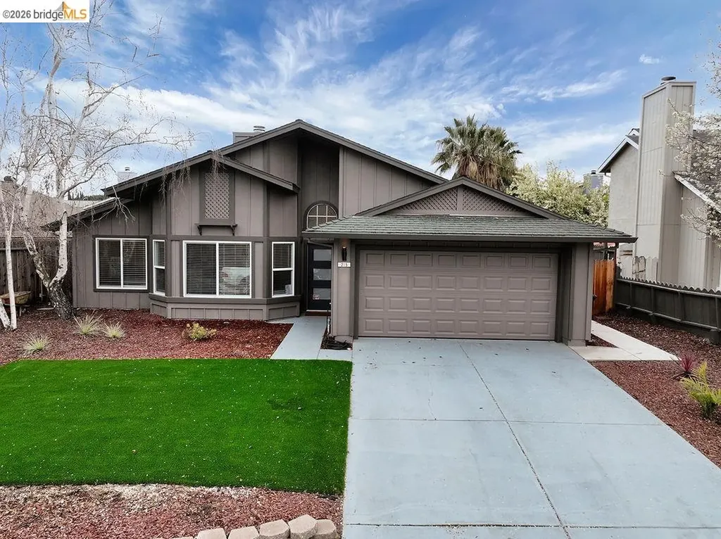 215 Spindrift Oakley CA 94561
