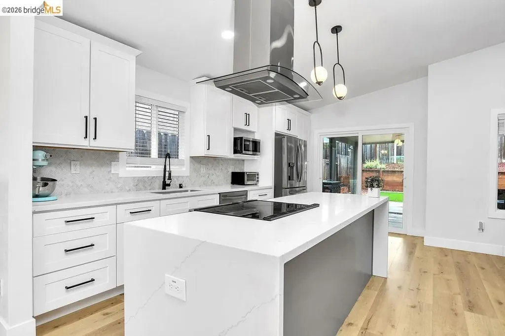 215 Spindrift Oakley CA 94561