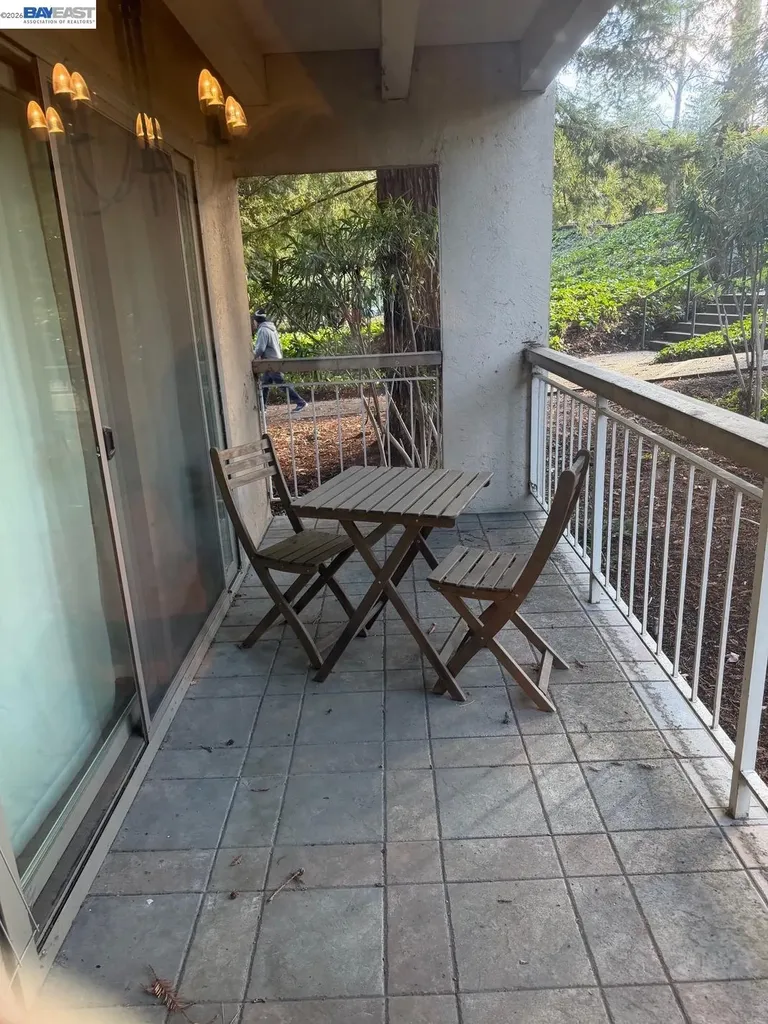 320 Civic Drive Walnut Creek CA 94596