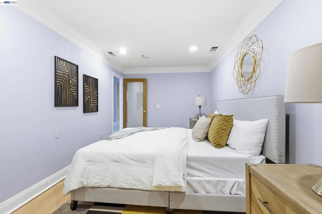4053 Harlan Street Emeryville CA 94608