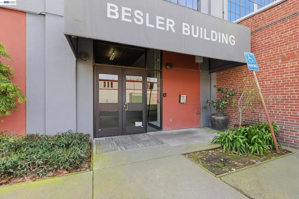 4053 Harlan Street Emeryville CA 94608