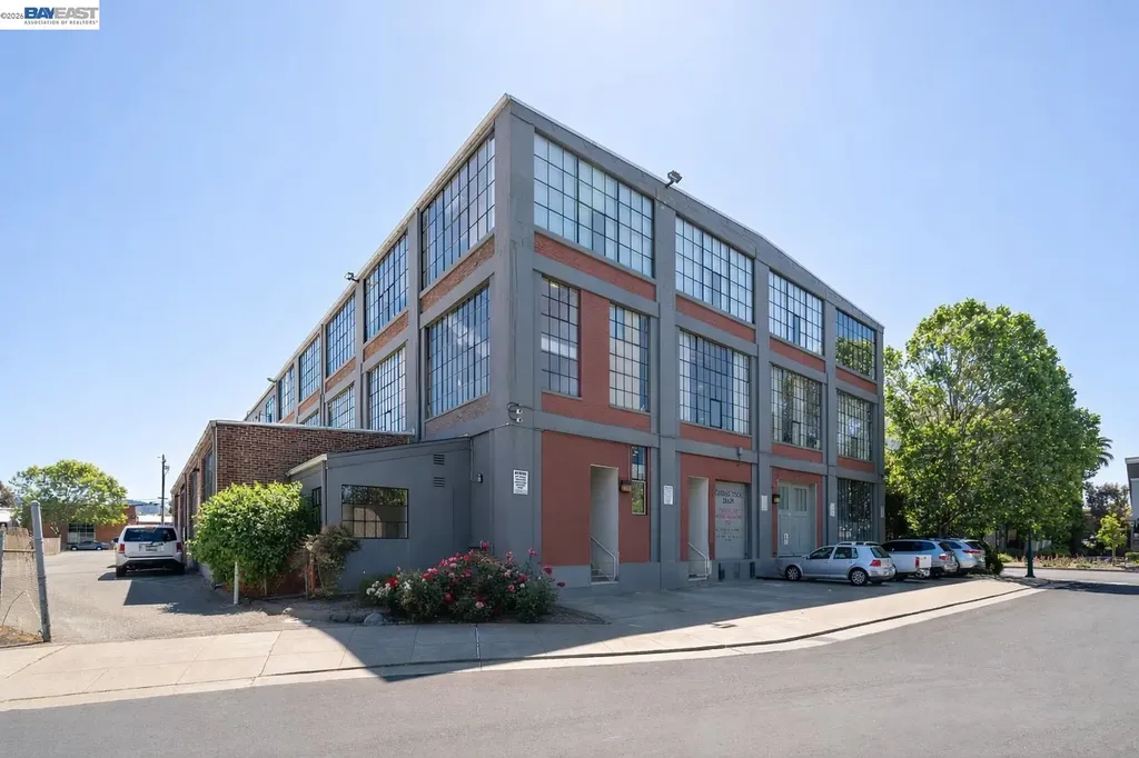 4053 Harlan Street Emeryville CA 94608