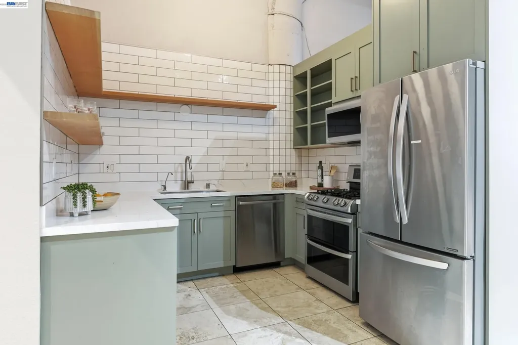 4053 Harlan Street Emeryville CA 94608