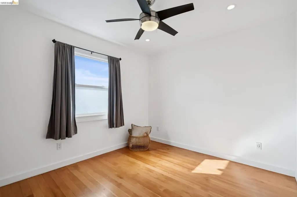 137 Collins Street Richmond CA 94801