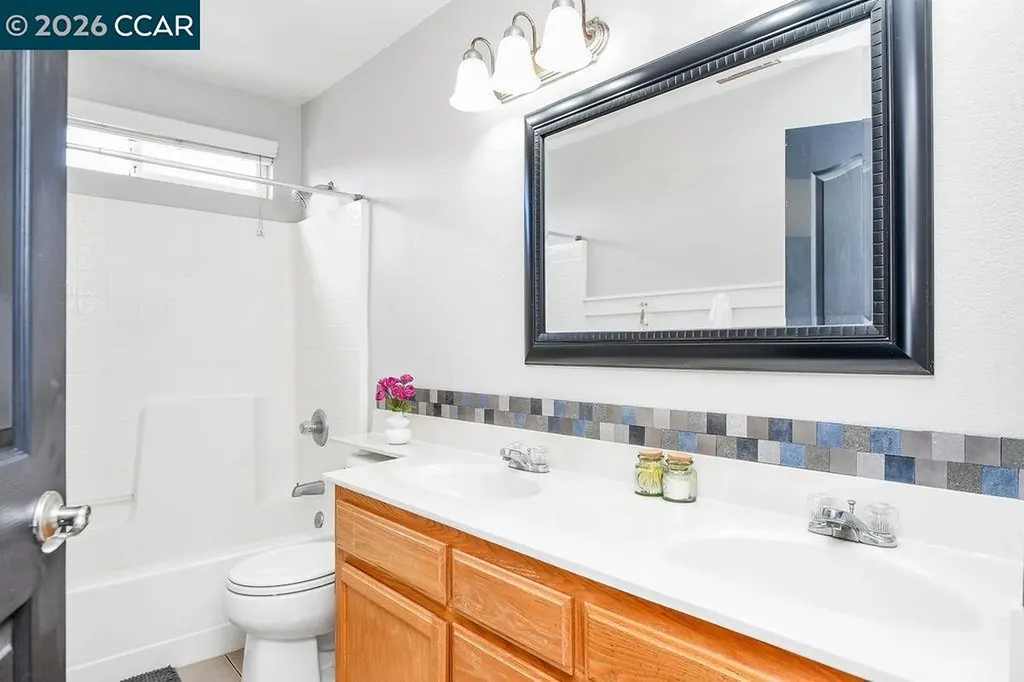 361 Clove Way Oakley CA 94561