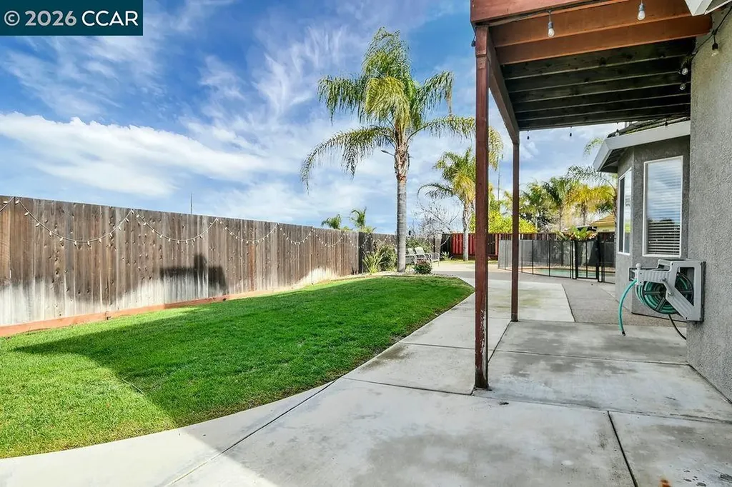 361 Clove Way Oakley CA 94561