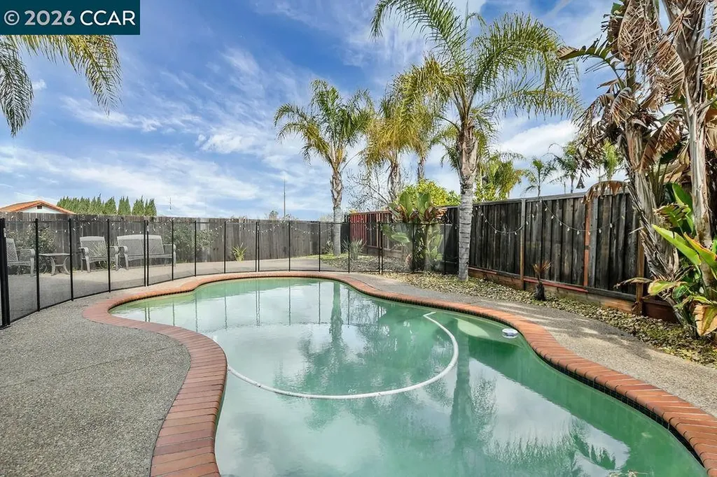 361 Clove Way Oakley CA 94561