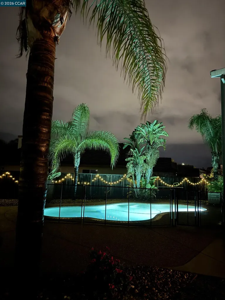 361 Clove Way Oakley CA 94561