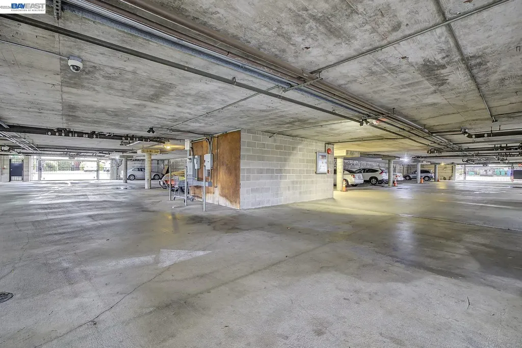29300 Dixon Street Hayward CA 94544