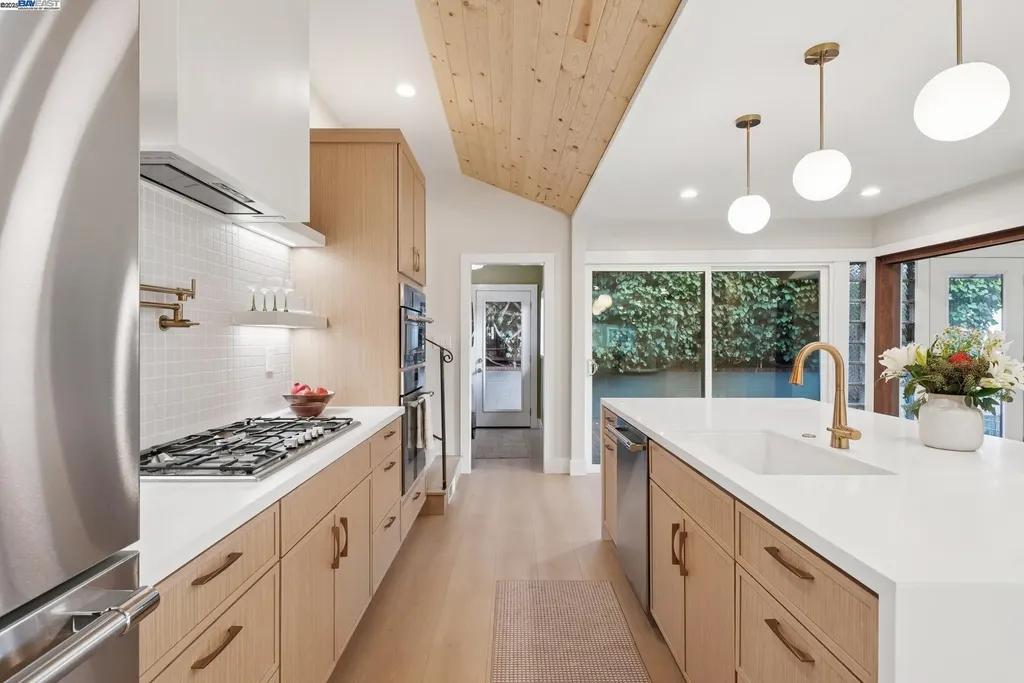 201 Amherst Avenue Kensington CA 94708