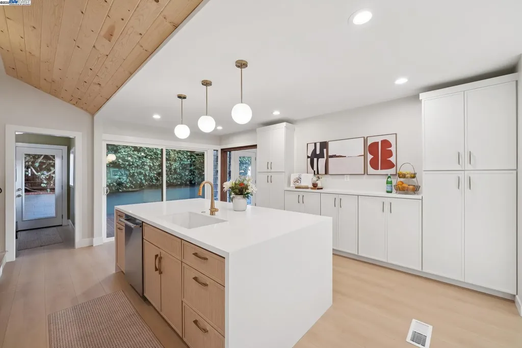 201 Amherst Avenue Kensington CA 94708