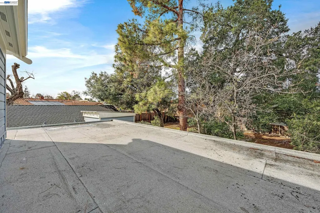 2211 College Avenue Livermore CA 94550