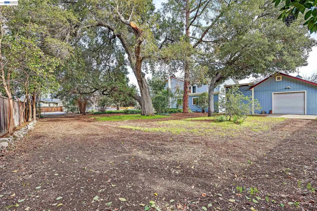 2211 College Avenue Livermore CA 94550